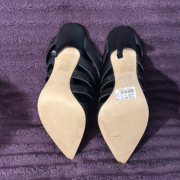 ALDO - Picture 3 of 5